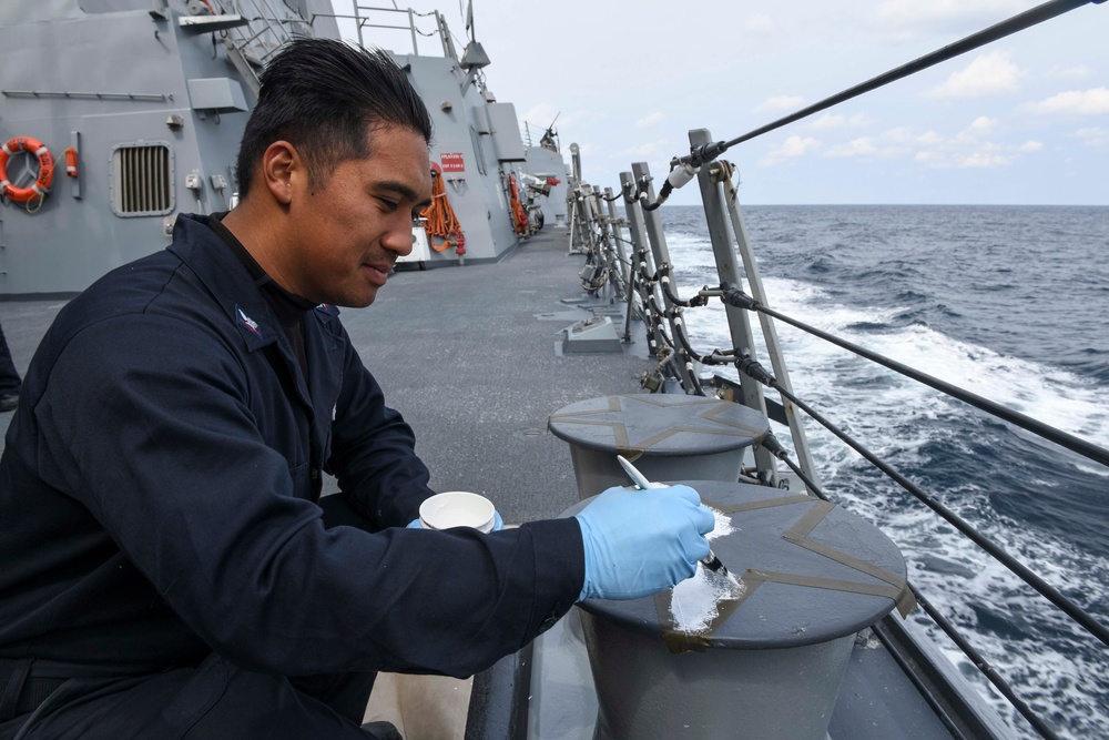 USS Wayne E. Meyer Paints Stars