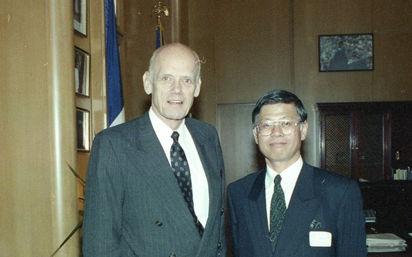 Roskens - w/ Connie Church &amp; Japanese Officials 91