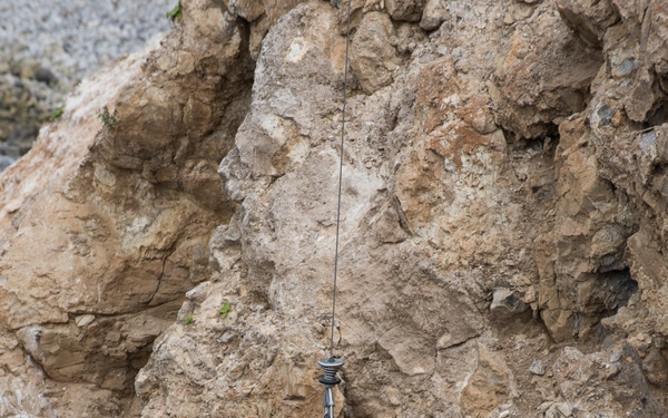 Coast Guard FOB Mugu conducts cliff rescue training
