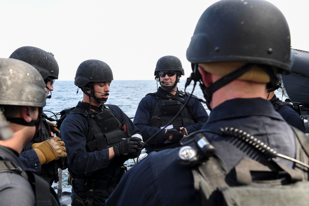 USS Wayne E. Meyer Conducts a Bilateral VBSS Drill with the Republic of Korea Navy