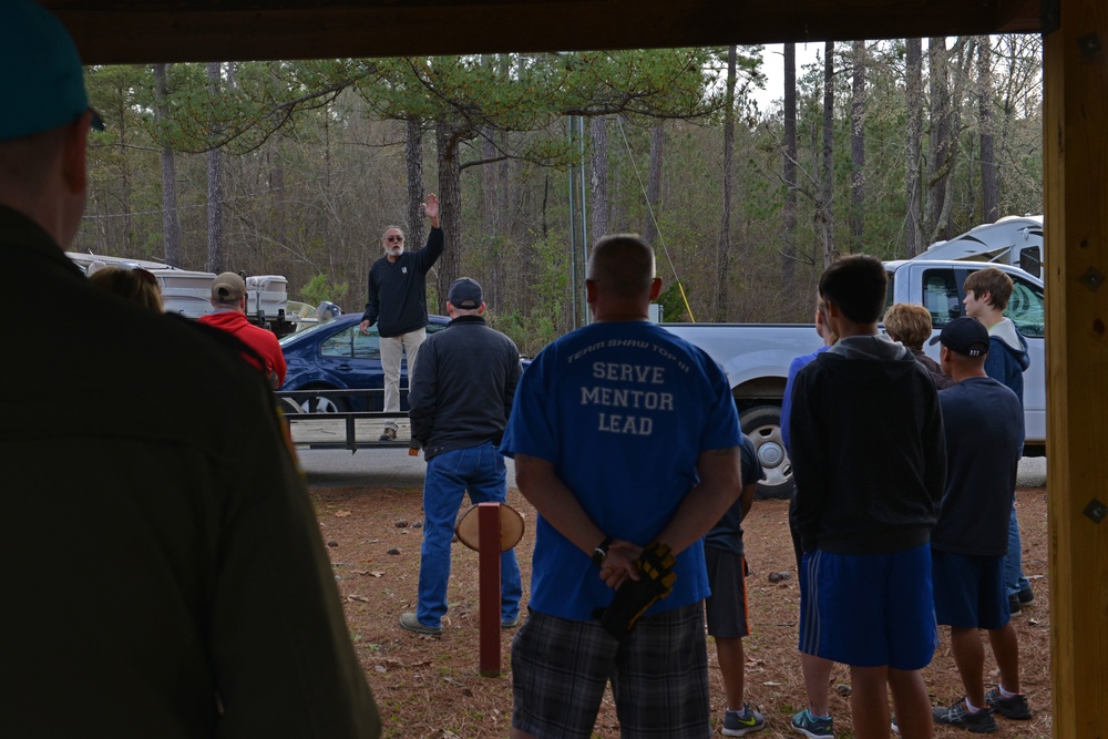 Team Shaw gives back to Wateree