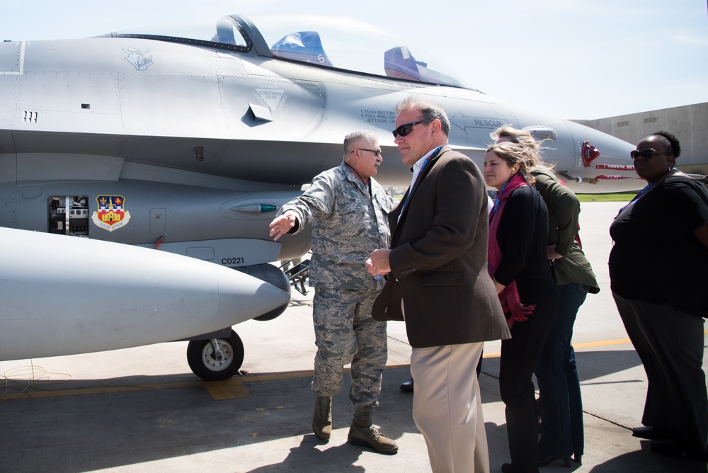 Gulf Coast civic leaders witness total force, innovation