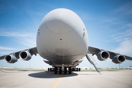 Gulf Coast civic leaders witness total force, innovation