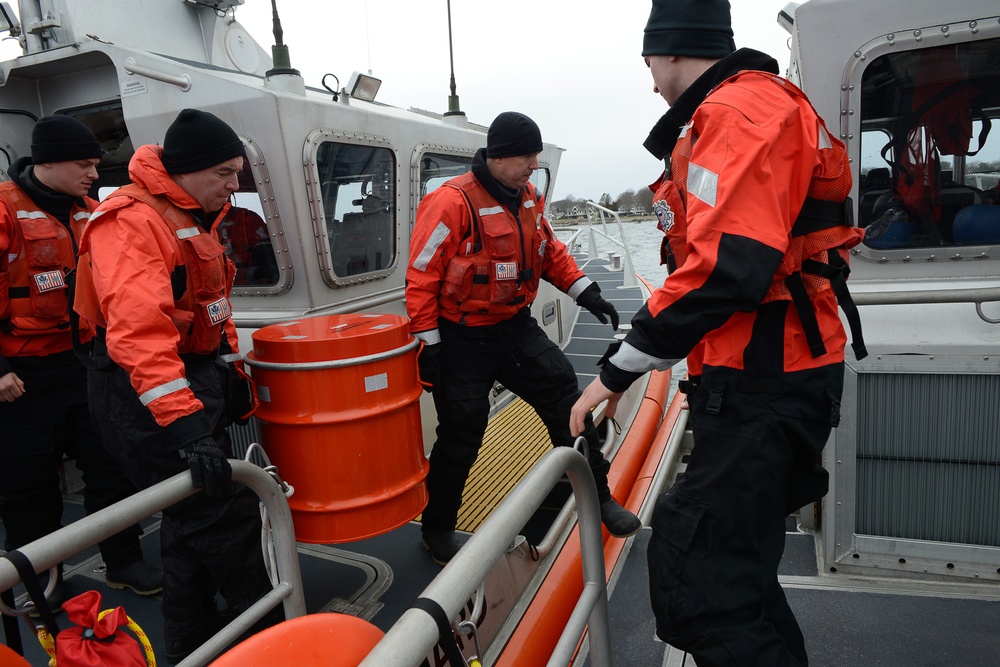 Coast Guard Station Castle Hill underway for training