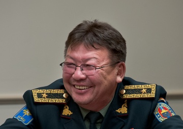 Mongolian Armed Forces Delegation Visits Air University