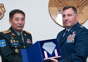 Mongolian Armed Forces Delegation Visits Air University