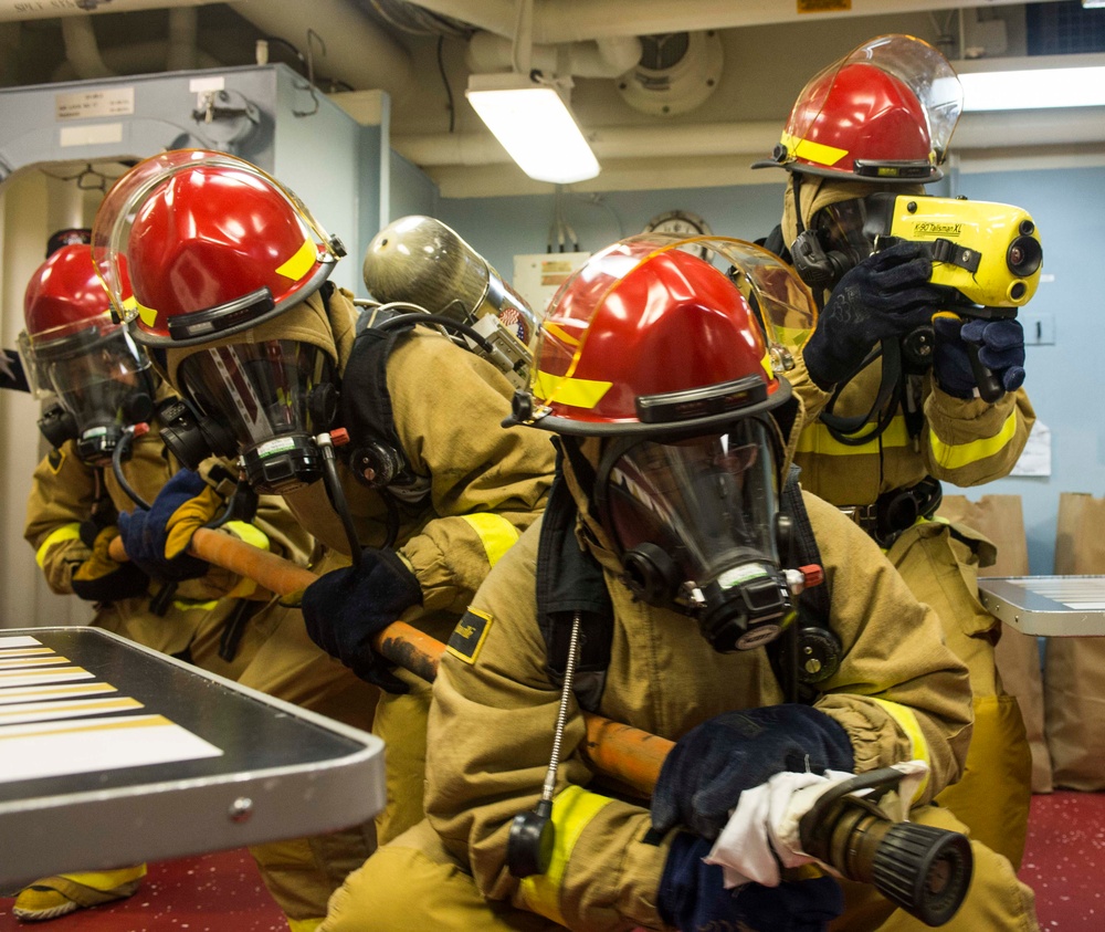 USS MAKIN ISLAND DEPLOYMENT