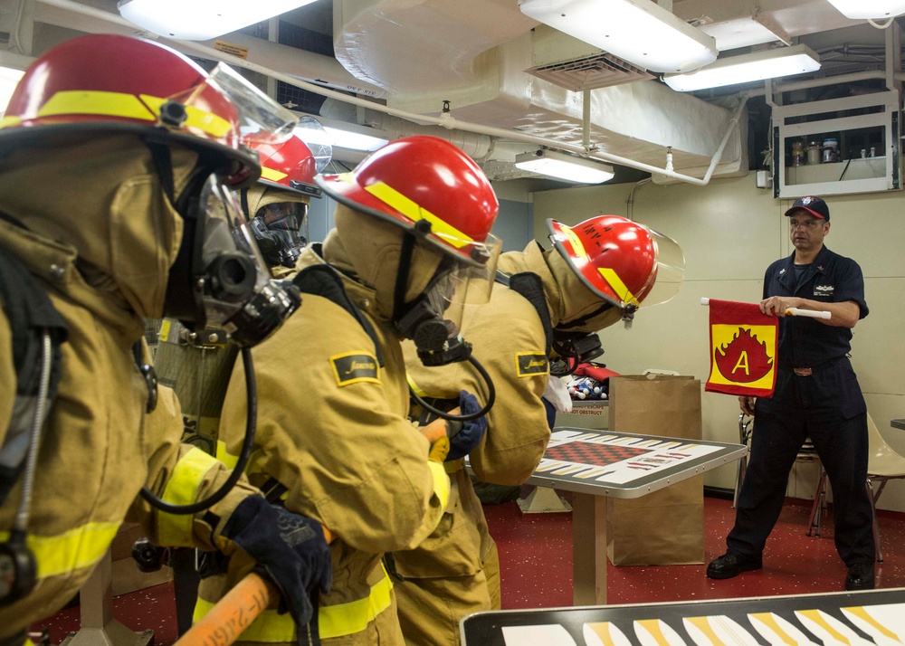 USS MAKIN ISLAND DEPLOYMENT