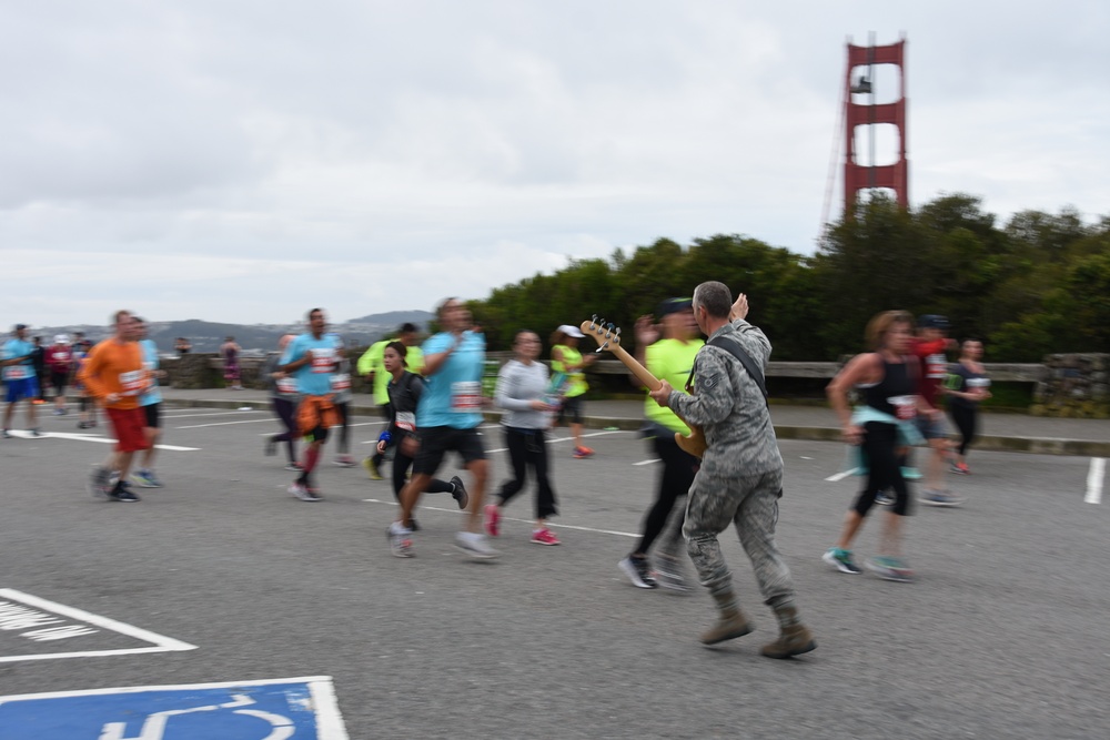 Mobility Rocks at the San Francisco Rock &amp; Roll Marathon