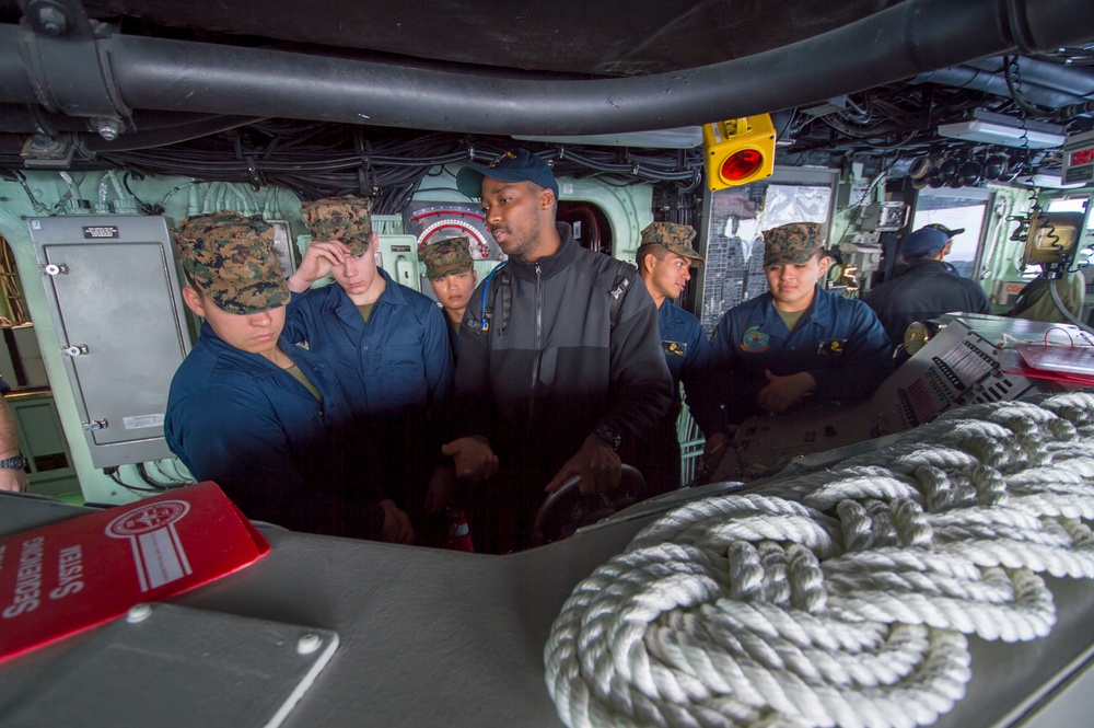 USS Bonhomme Richard (LHD 6) 31st MEU Marines tour the Bridge