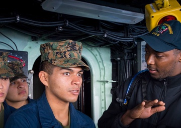 USS Bonhomme Richard (LHD 6) 31st MEU Marines tour the Bridge