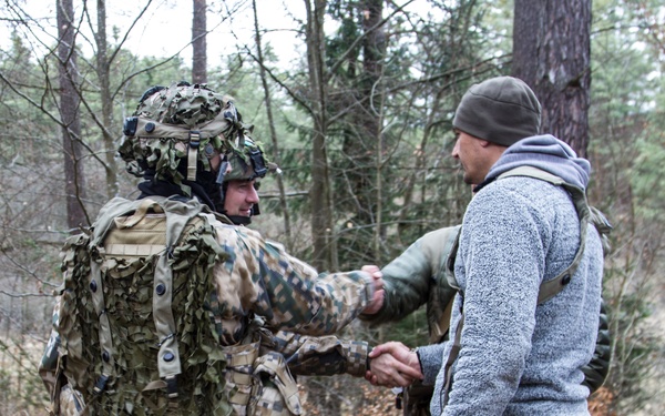 Latvian Army cooperates with multinational SOF