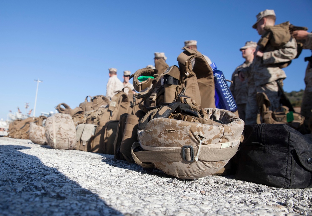 24th MEU Marines Moving Forward