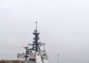 Coast Guard Cutter Munro arrives in Seattle