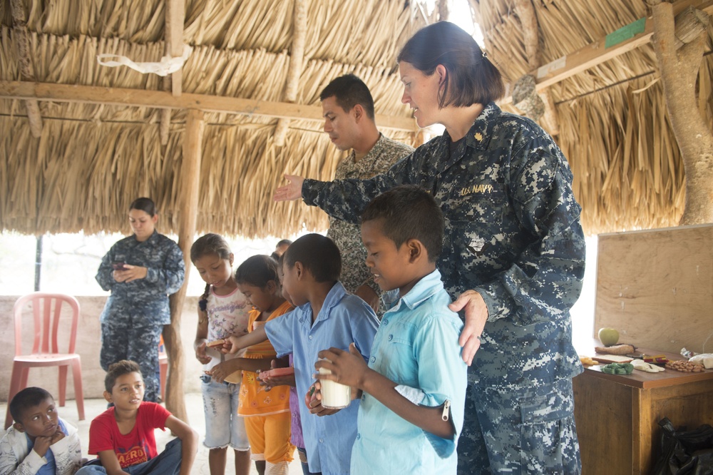 CP-17 Provides Medical Services in Colombia
