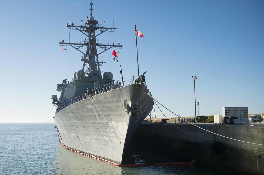 USS Ross (DDG 71) Conducting Naval Operations