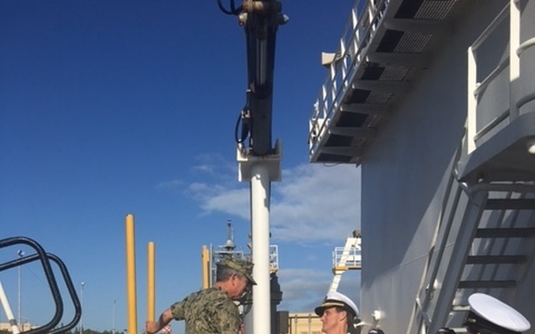 USPACOM Commander Tours Naval Oceanographic Ship