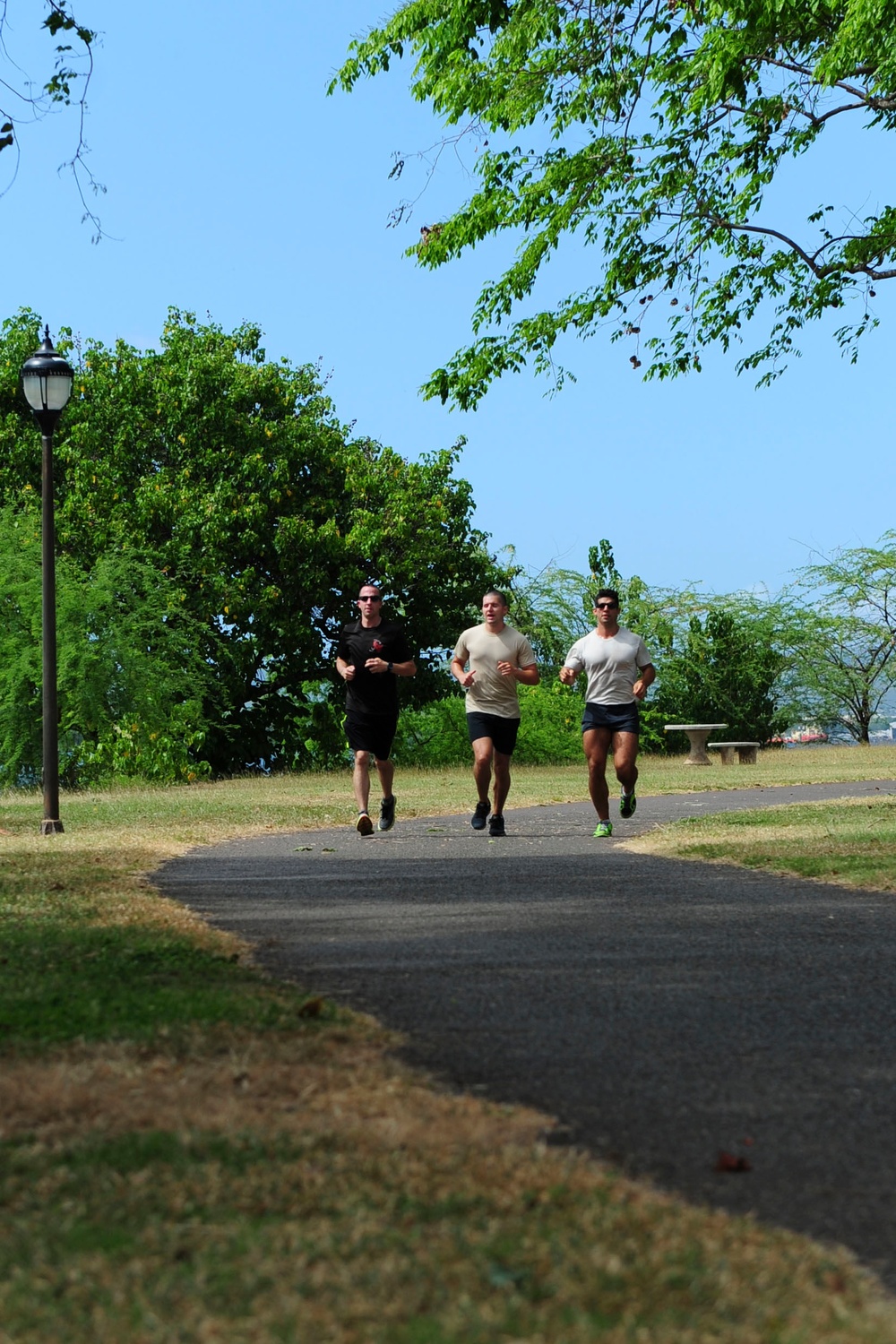 Remember the Fallen, Honor the Living: 25th ASOS hosts 6th Annual TACP Remembrance Run