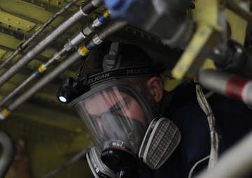 Fuels system Airmen fuel fight