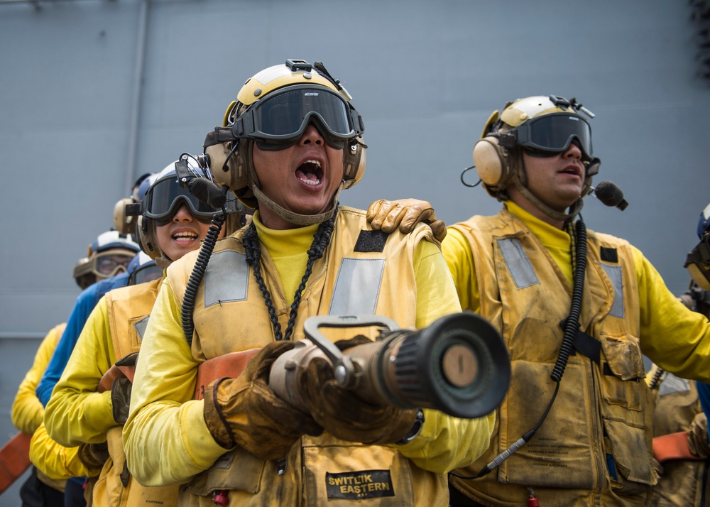 USS MAKIN ISLAND DEPLOYMENT