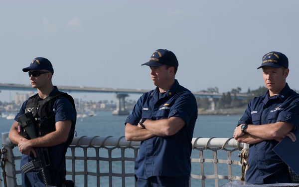Coast Guard cutter Stratton offloads approximately 12,000 lbs of cocaine from Eastern Pacific interdictions