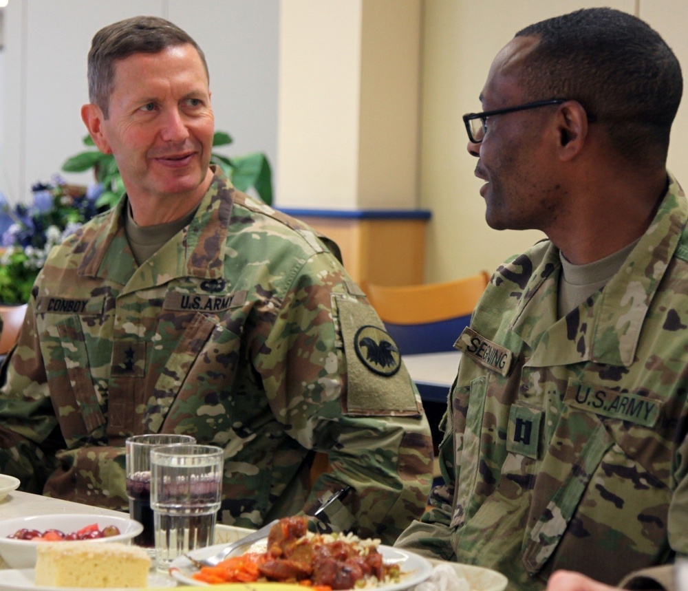 DVIDS - News - USARC Deputy Commanding General gets an up-close look at ...