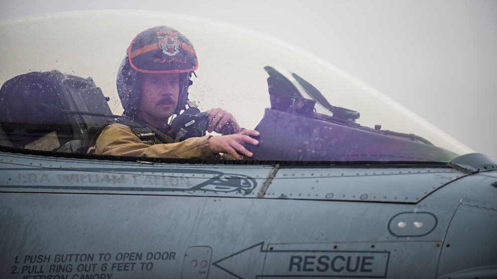 Pilot reaches milestone 1,000th combat hour