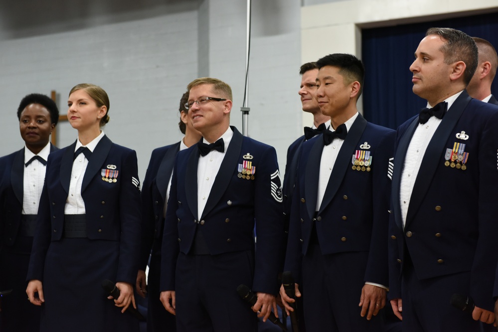 Premier Air Force Band Plays in Charlotte