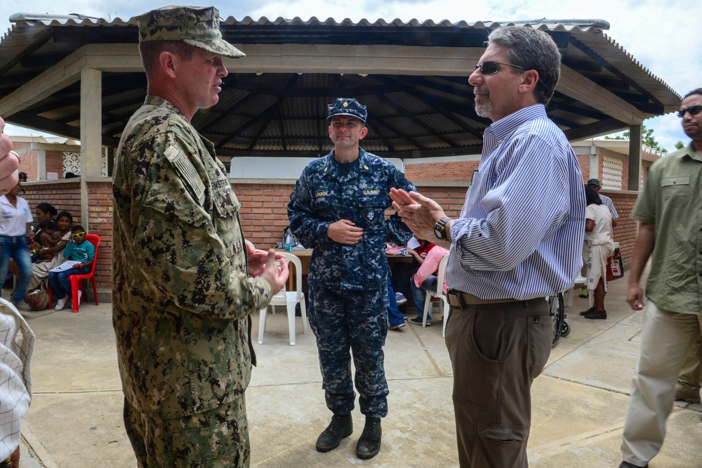U.S. Ambassador to Colombia Tours CP-17 Medical Site