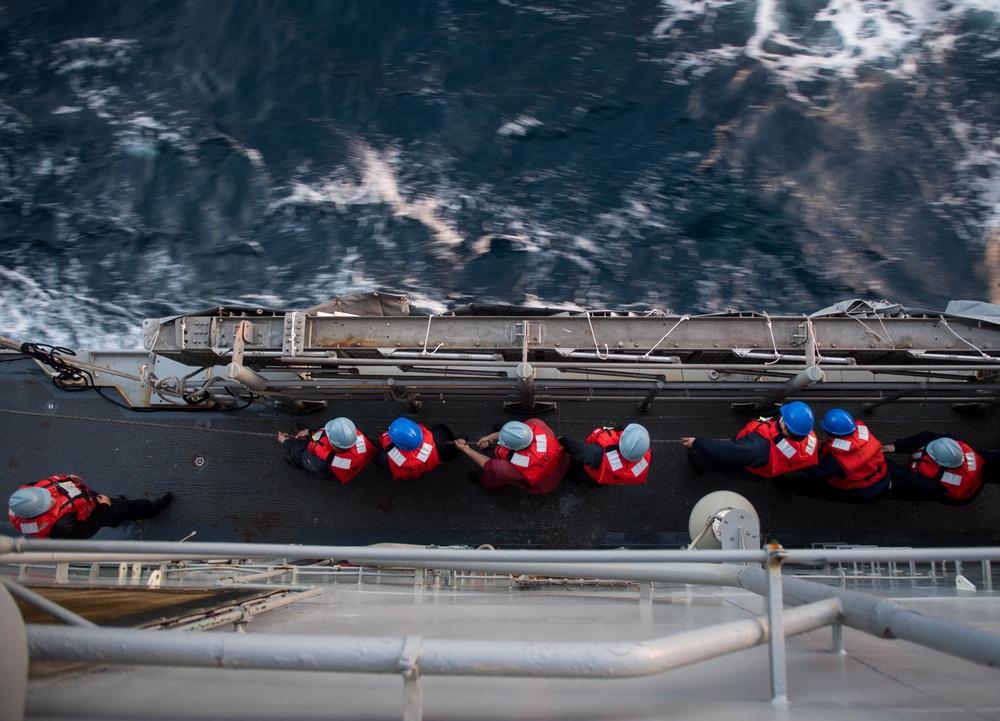 USS Princeton (CG 59) Conducts RAS During COMPTUEX