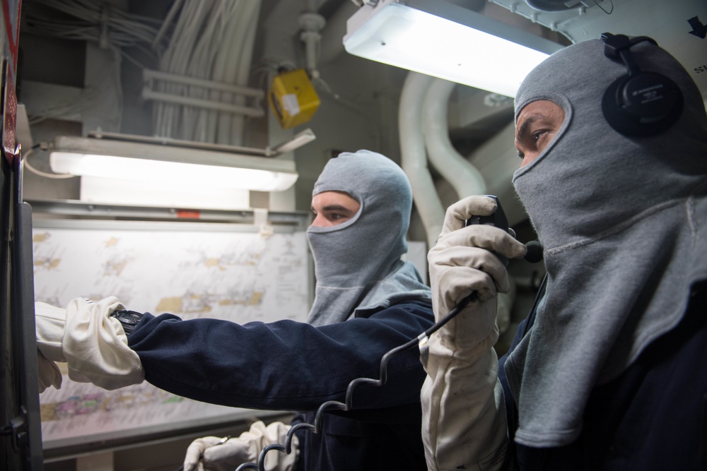 USS Princeton (CG 59) Conducts General Quarters Training During COMPTUEX