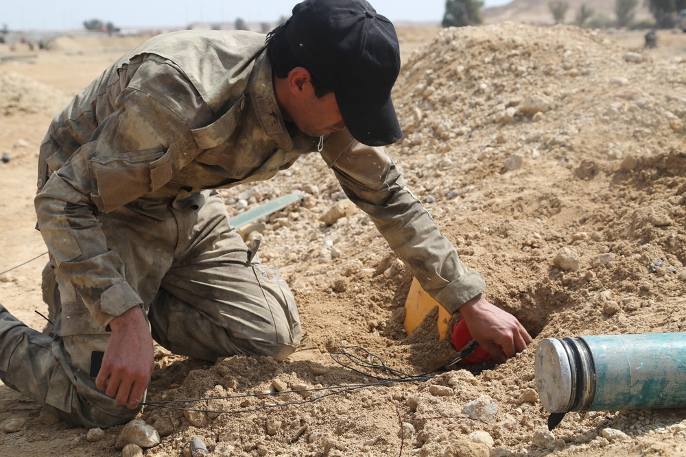 ISF counter-IED training