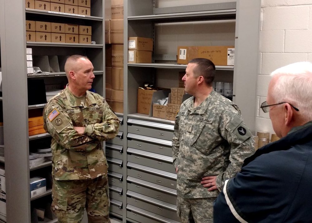 Maj. Gen. Tim Orr visits with Iowa Air and Army Guard members in Fort Dodge.