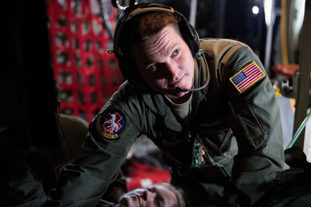 167th Aeromedical Evacuation Squadron conducts in-flight medical training