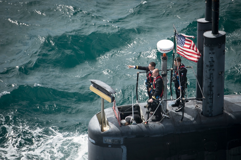 USS Pasadena Returns From Deployment