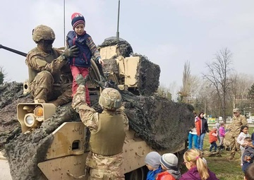 4-10 Cavalry strengthens ties with Hungarian military, communities