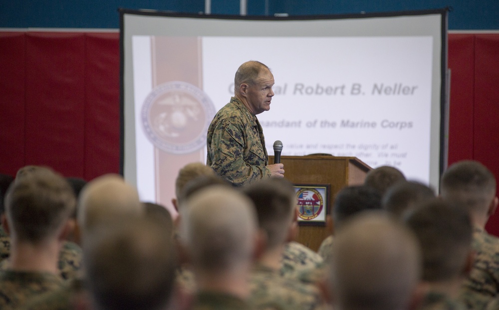 CMC Speaks to Marines at Camp Fuji
