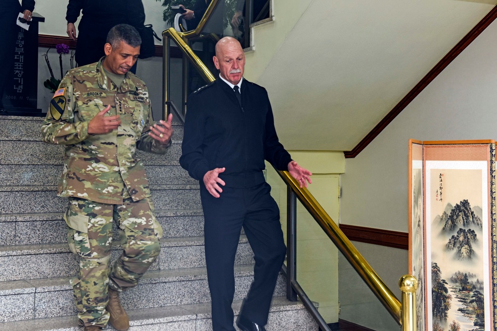 Adm. Swift Visit to Republic of Korea