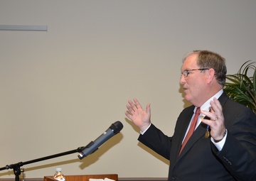 Nashville District celebrates career of its top civilian leader