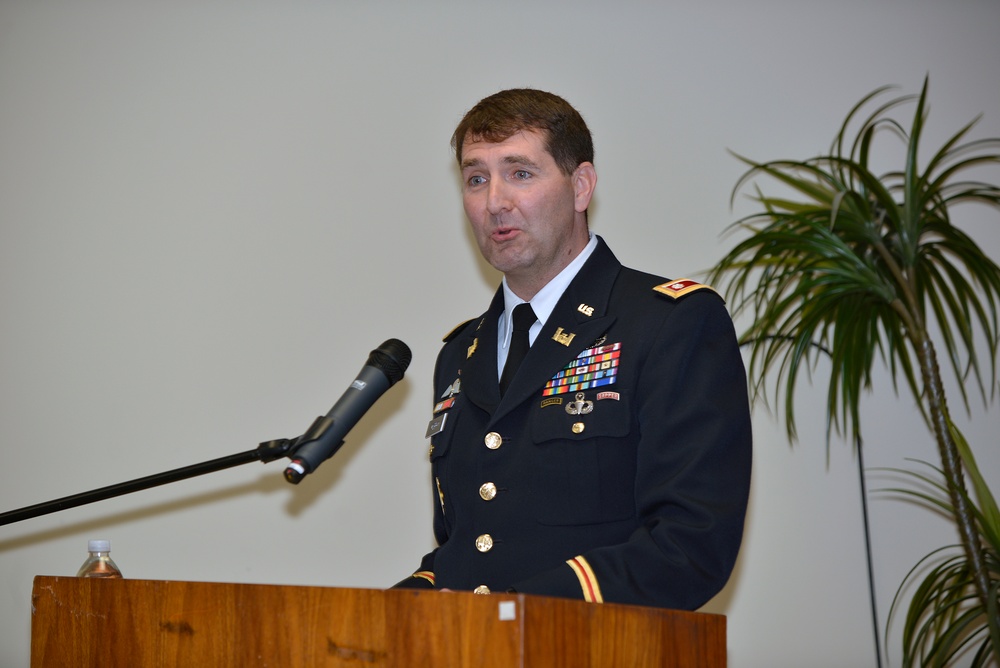 Nashville District celebrates career of its top civilian leader