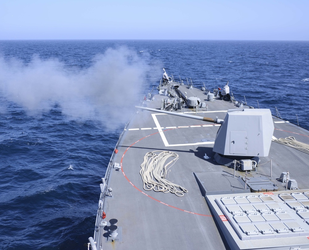 USS Kidd fires Mark 45