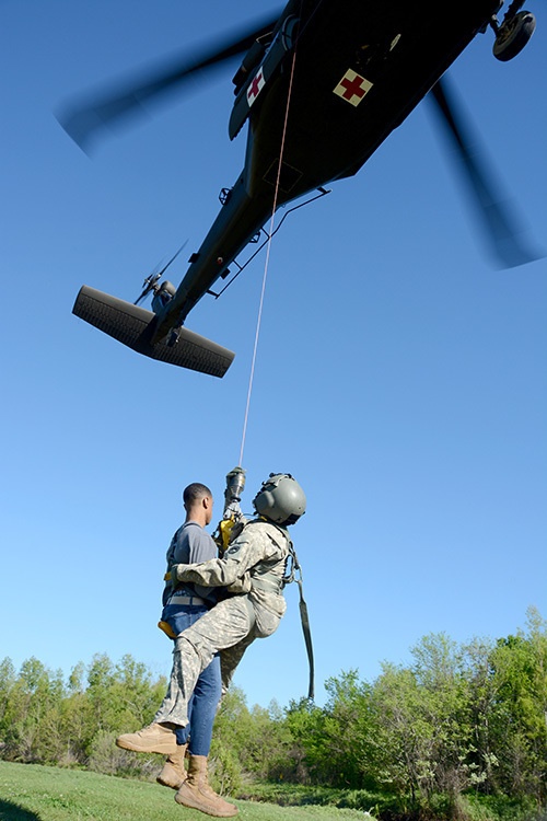 La. National Guard practices disaster readiness