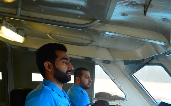 Elite Special Forces from GCC and U.S. simulate a raid on hijacked tanker