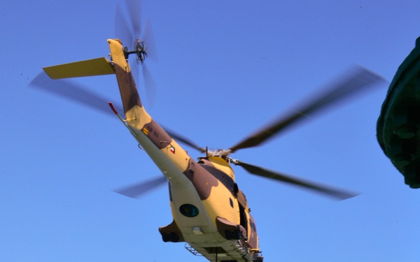 Elite Special Forces from GCC and U.S. simulate a raid on hijacked tanker