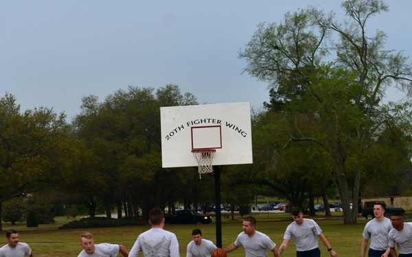 20th LRS VMF uses teamwork