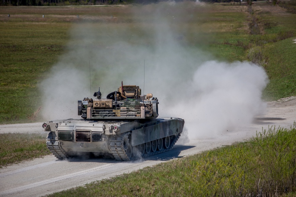 The big guns: Maj. Gen. Love fires tanks with 2nd Tank Bn.