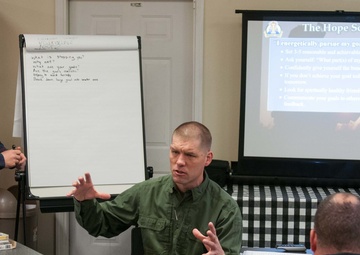 I CORPS HHB chaplain on track with HSI training with NCOs