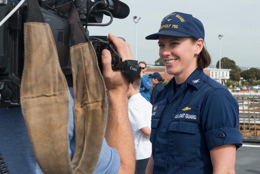 DVIDS - Images - Alameda-based Coast Guard Crew Returns Home After ...