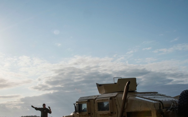 Marine forces LCAC offload from USS Bonhomme Richard (LHD 6)