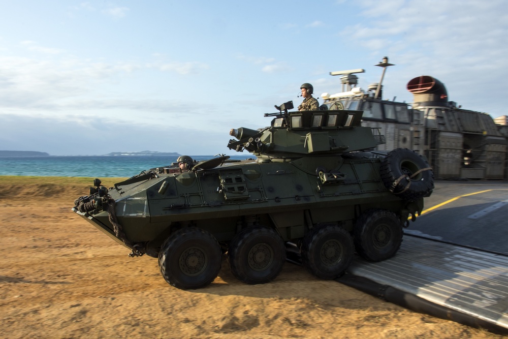 A Landing Craft Air Cushion (LCAC) vehicle, assigned to USS Bonhomme  Richard (LHD 6) and Expeditionary